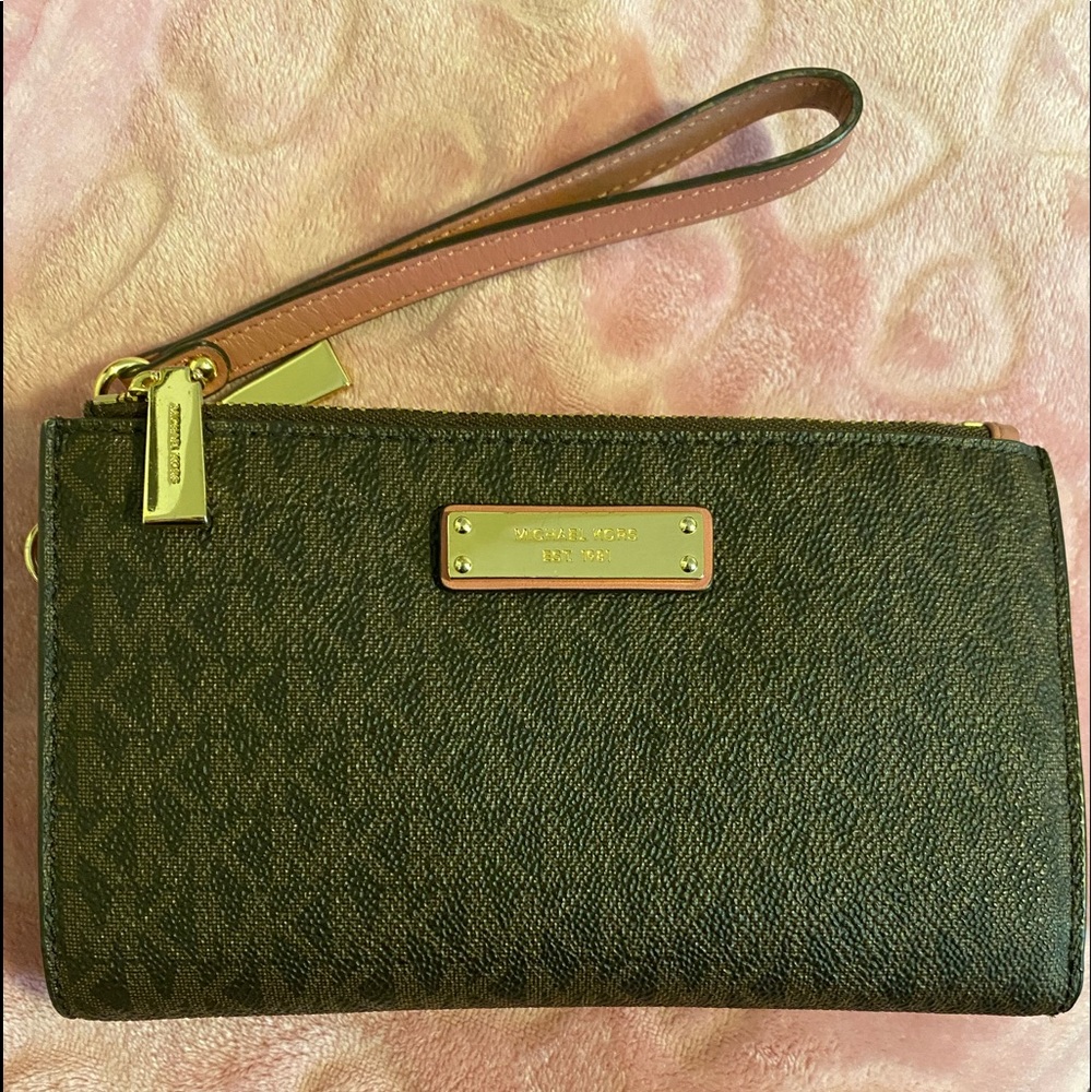 Michael Kors Double Zip Wallet Wristlet